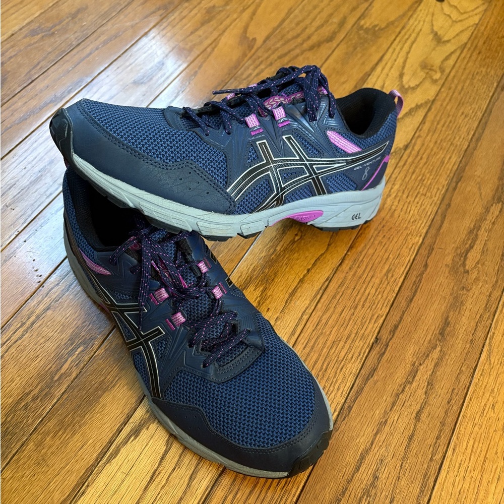 Asics Women's Gel Venture 8 Trail Running shoes
